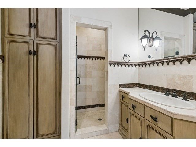 6917 Forest Glen Drive, Dallas, TX 75230