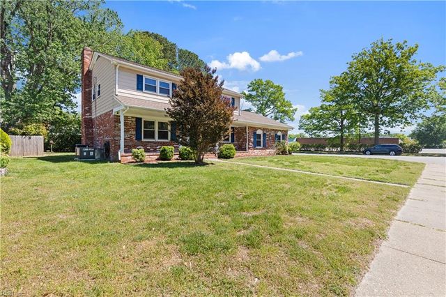 100 Horseshoe LNDG, Hampton, VA 23669