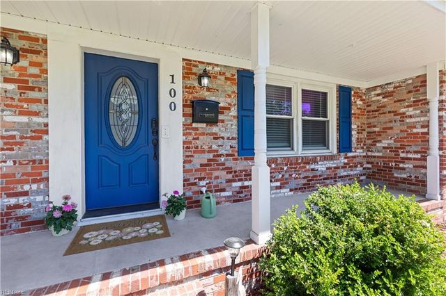 100 Horseshoe LNDG, Hampton, VA 23669