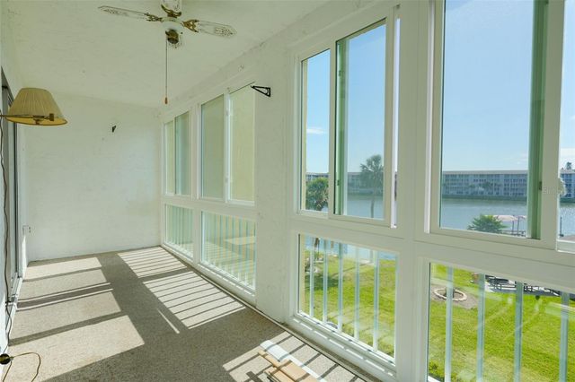 3607 LAKE BAYSHORE DRIVE 312, Bradenton, FL 34205