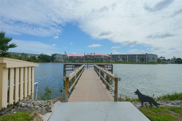 3607 LAKE BAYSHORE DRIVE 312, Bradenton, FL 34205