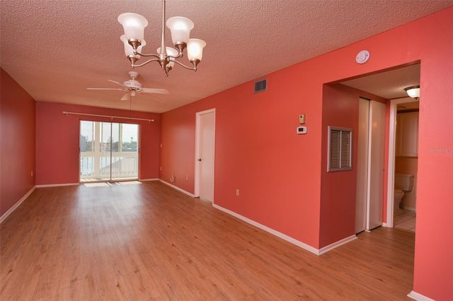 3607 LAKE BAYSHORE DRIVE 312, Bradenton, FL 34205