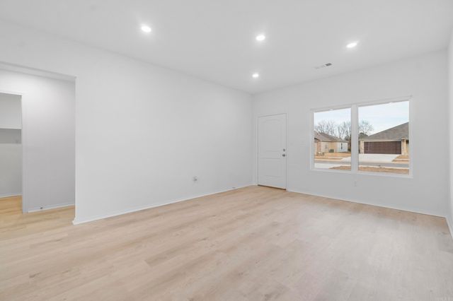 72 Farmhouse Circle, Vilonia, AR 72173