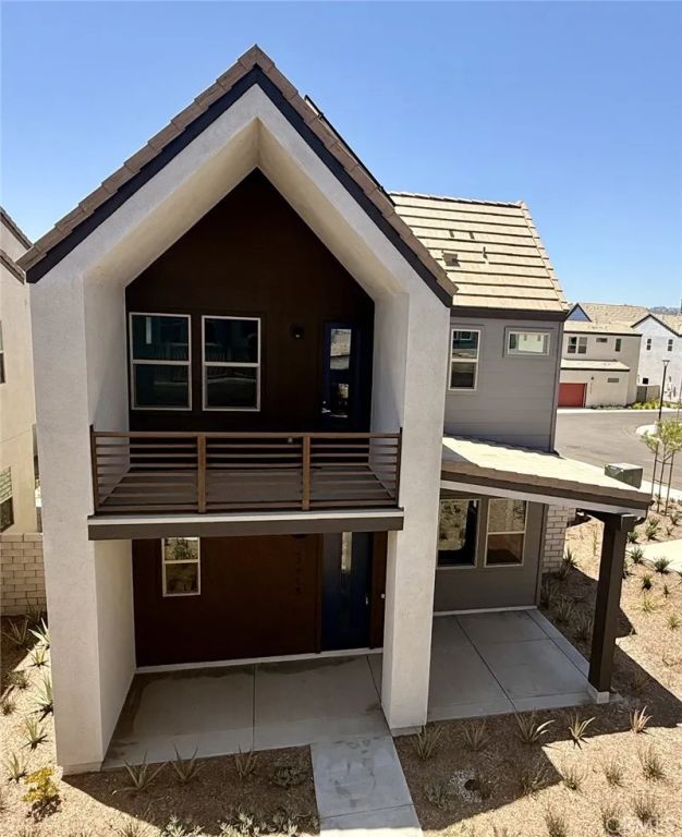 27415 Creekwood Lane, Valencia, CA 91381