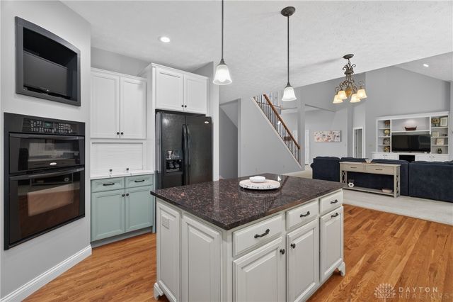 2298 Crestridge Drive, Butler Twp, OH 45414
