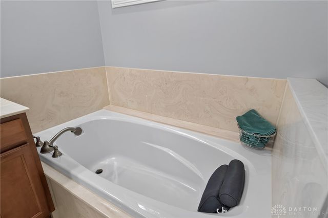 2298 Crestridge Drive, Butler Twp, OH 45414
