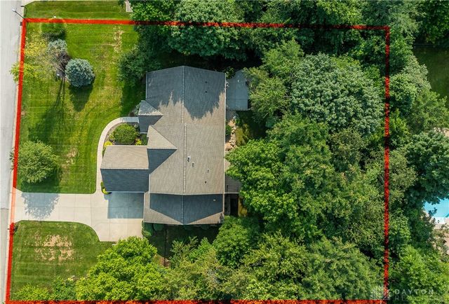 2298 Crestridge Drive, Butler Twp, OH 45414