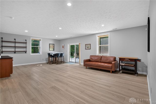 2298 Crestridge Drive, Butler Twp, OH 45414