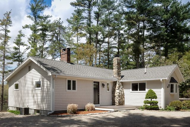 75 Crystal Lake Road, Halifax, MA 02338