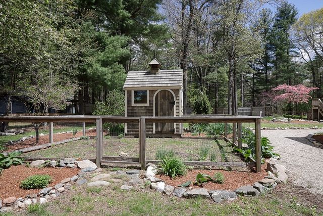 75 Crystal Lake Road, Halifax, MA 02338