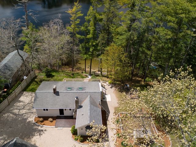 75 Crystal Lake Road, Halifax, MA 02338