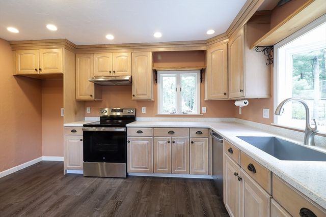 75 Crystal Lake Road, Halifax, MA 02338
