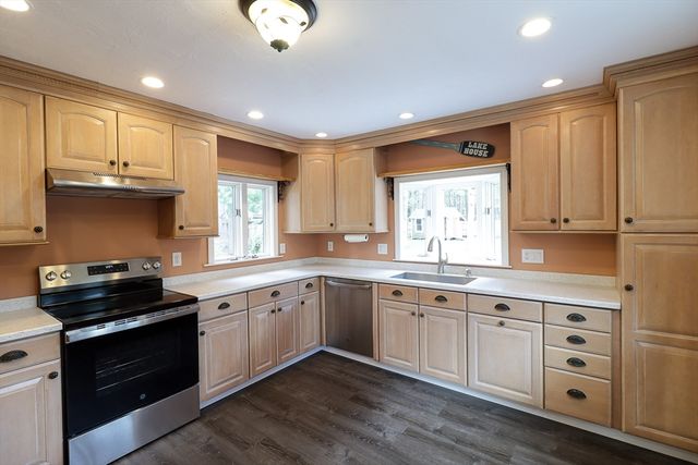 75 Crystal Lake Road, Halifax, MA 02338