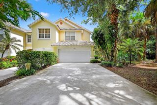 1184 Pinewood Lake Court, Greenacres, FL 33415