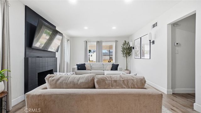8783 Driftwood, Riverside, CA 92503