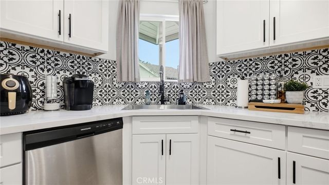 8783 Driftwood, Riverside, CA 92503