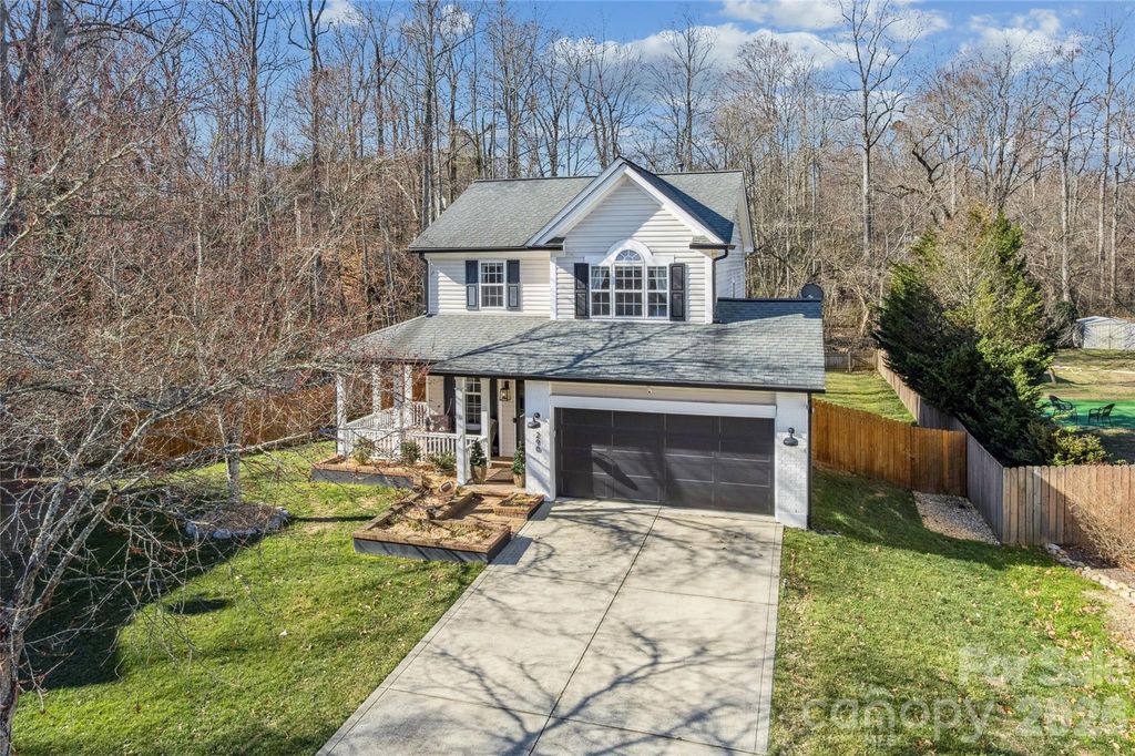 290 Sweet Martha Drive, Mooresville, NC 28115