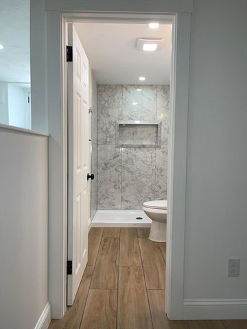 17 Sunnybank Ave, Rockland, MA 02370