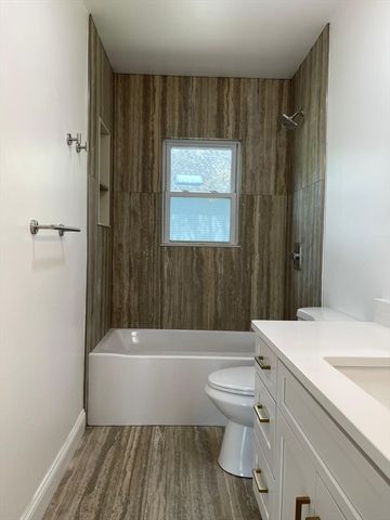17 Sunnybank Ave, Rockland, MA 02370