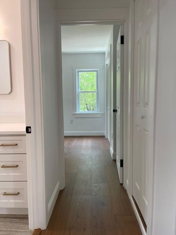 17 Sunnybank Ave, Rockland, MA 02370