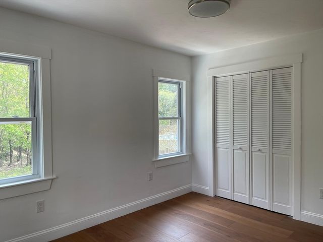 17 Sunnybank Ave, Rockland, MA 02370