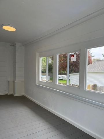 17 Sunnybank Ave, Rockland, MA 02370