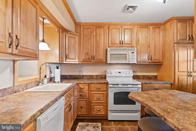 1030 W FOXCROFT DRIVE, Camp Hill, PA 17011