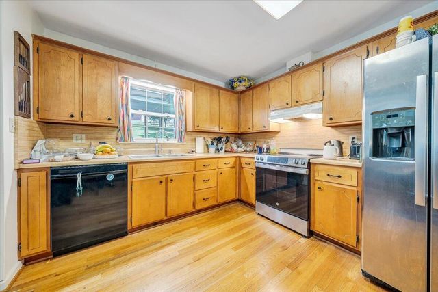 6737 Stonington RD, Roanoke, VA 24019