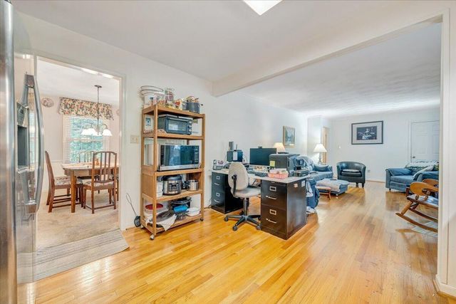 6737 Stonington RD, Roanoke, VA 24019