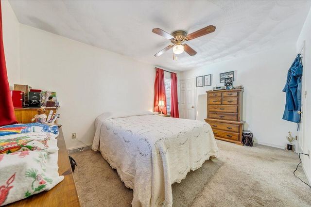 6737 Stonington RD, Roanoke, VA 24019