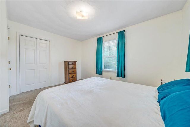 6737 Stonington RD, Roanoke, VA 24019