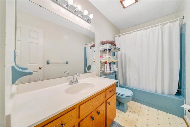 6737 Stonington RD, Roanoke, VA 24019
