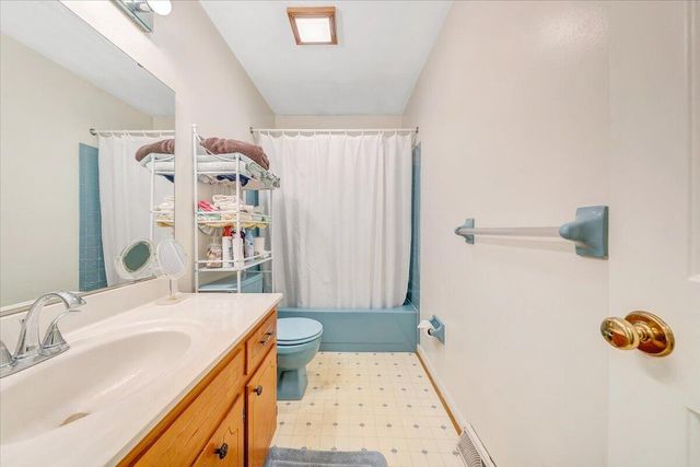6737 Stonington RD, Roanoke, VA 24019