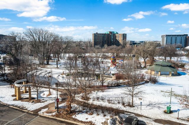 3707 Grand Way 412, Saint Louis Park, MN 55416