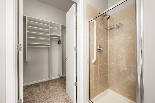 3707 Grand Way 412, Saint Louis Park, MN 55416