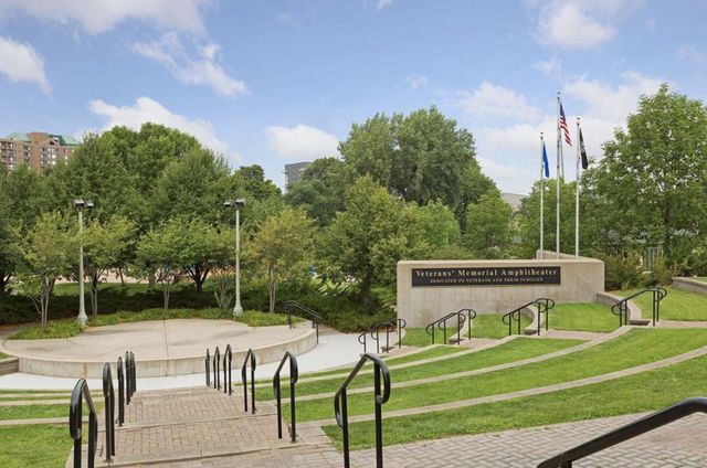 3707 Grand Way 412, Saint Louis Park, MN 55416