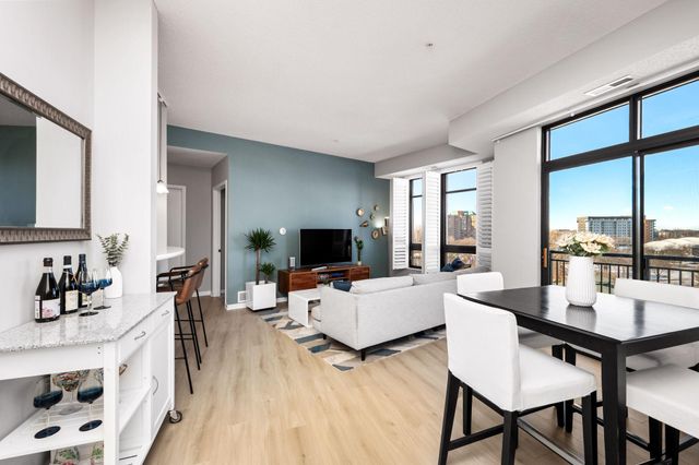 3707 Grand Way 412, Saint Louis Park, MN 55416