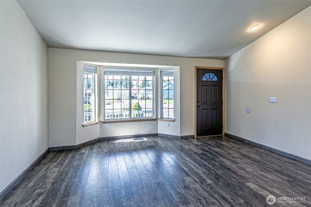 8935 SE Chatham Court SE, Olympia, WA 98513