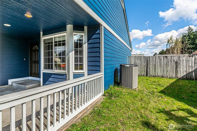 8935 SE Chatham Court SE, Olympia, WA 98513