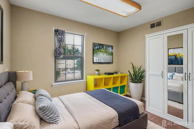 1901 Deerfield Drive, Edison, NJ 08820
