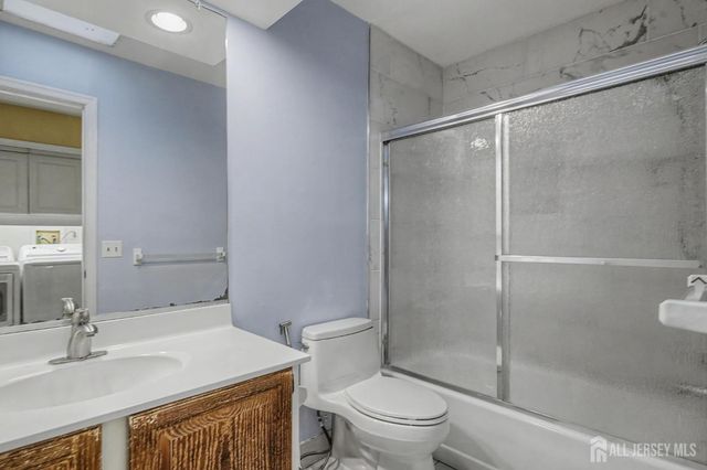 1901 Deerfield Drive, Edison, NJ 08820