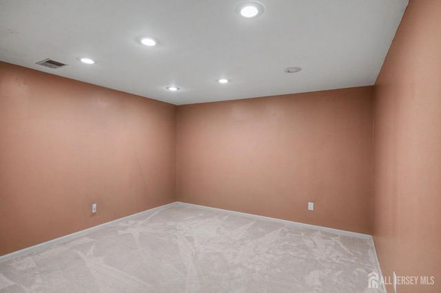 1901 Deerfield Drive, Edison, NJ 08820