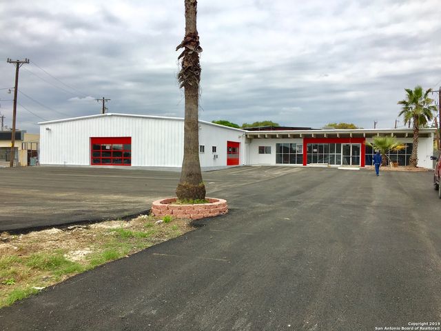 5421 Grissom Rd Unit 2, San Antonio, TX 78238
