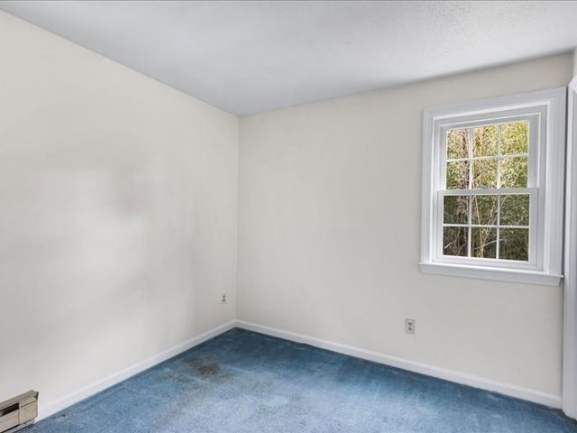 32 Willington Ave, Barnstable, MA 02648