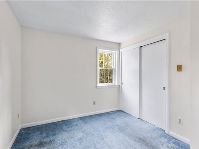 32 Willington Ave, Barnstable, MA 02648