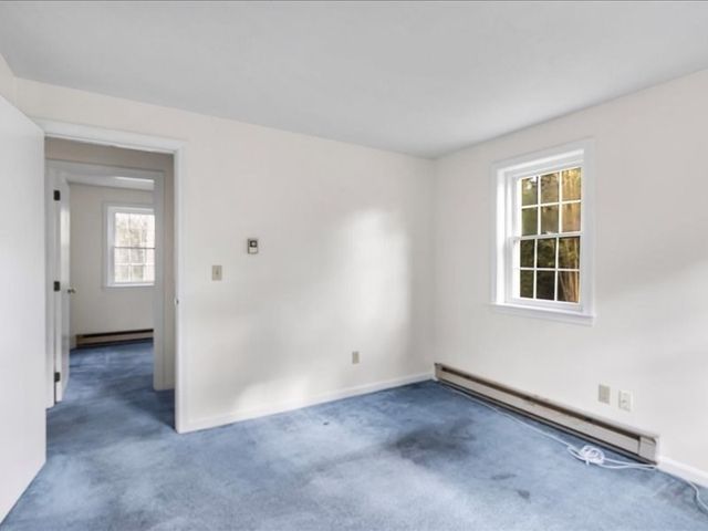 32 Willington Ave, Barnstable, MA 02648