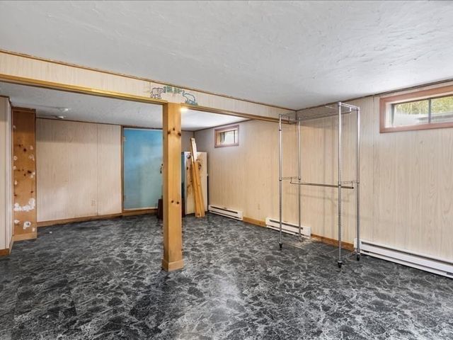 32 Willington Ave, Barnstable, MA 02648