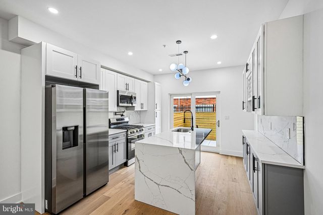 1311 S 32ND ST, Philadelphia, PA 19146