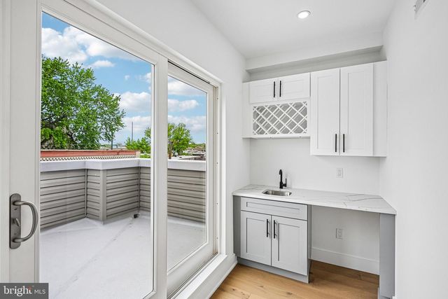 1311 S 32ND ST, Philadelphia, PA 19146