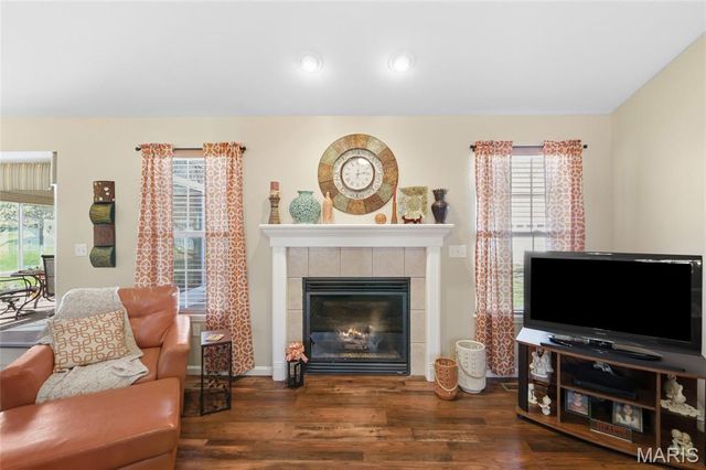 9727 Round Table Court, Hillsboro, MO 63050